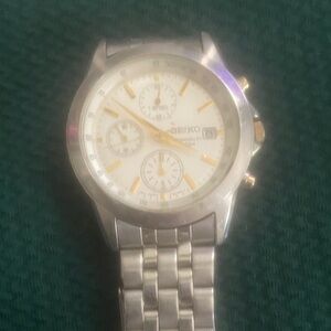 Seiko Silver Watch with White and Gold Dial